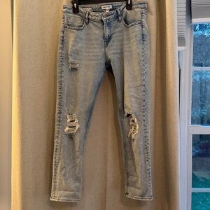 Vigoss Distressed Light Blue Jeans